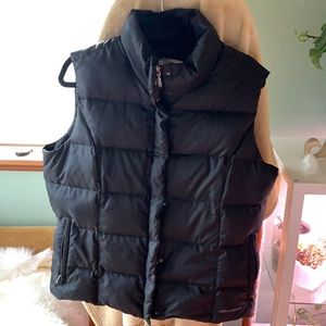 Eddie Bauer goose down vest. Size XL
